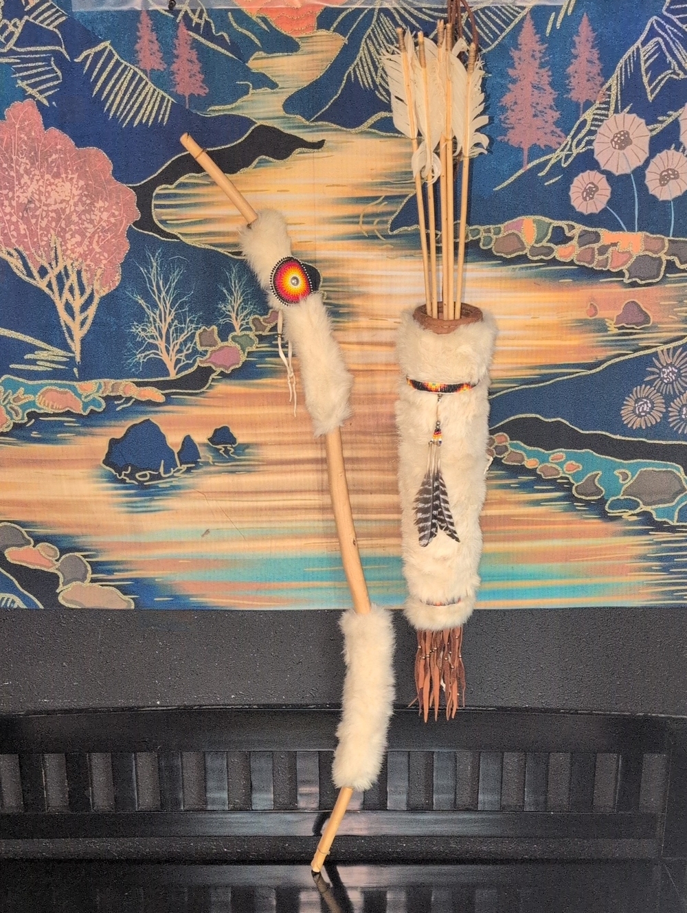 Authentic Lakota Handcrafted Bow And Quiver and arrows Decor Set